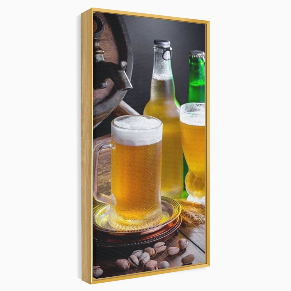 Tablou canvas cu tablou canvas cu halba de bere, in rama de aluminiu auriu